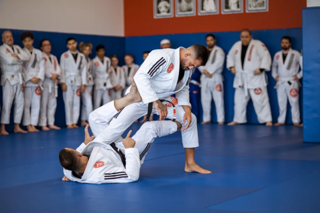 Gracie Barra Little elm Teach BJJ Self-Defense Near me